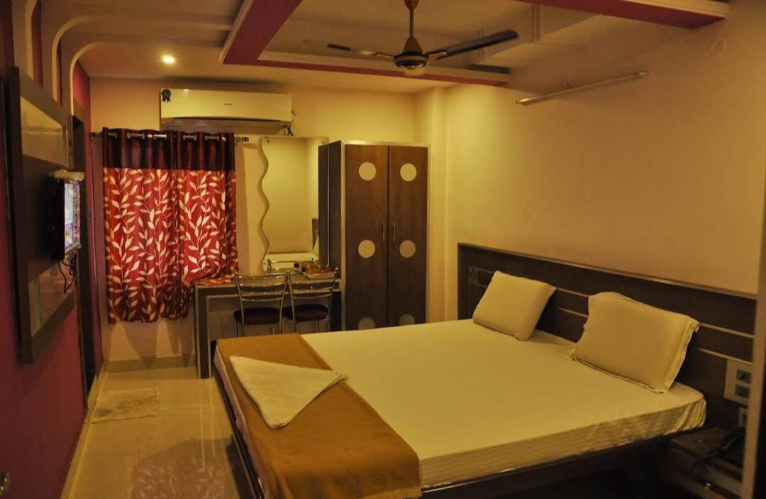 Padmavathi Family Guest House Visakhapatnam Zewnętrze zdjęcie